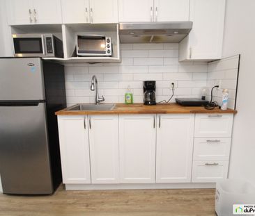 Studio-704, rue de la Reine, Saint-Roch à louer - Photo 1