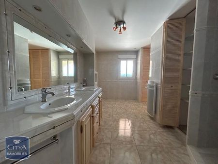 Location Maison 6 pièces 200m² GRENADE 31330 - Photo 5