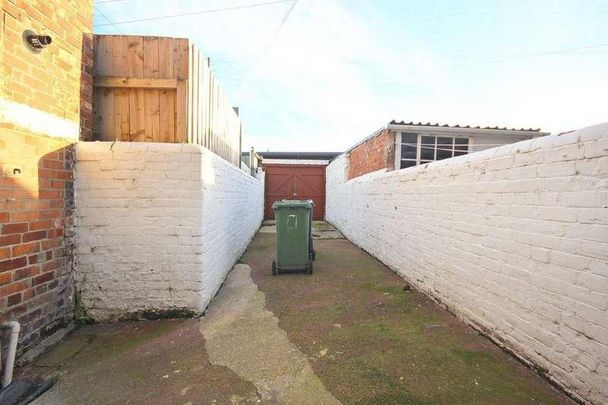 Beaconsfield Terrace, Birtley, Chester Le Street, County Durham, DH3 - Photo 1
