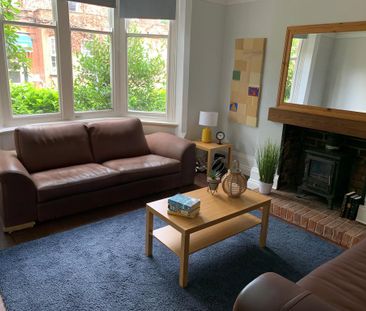 6 bedroom terraced house to rent - Photo 5