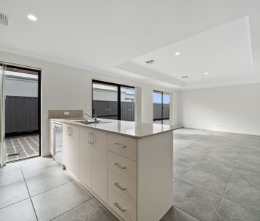 64 Warlander View, Forrestdale WA 6112 - Photo 5