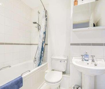 Browns Court, Bower, Slough, SL1 - Photo 6