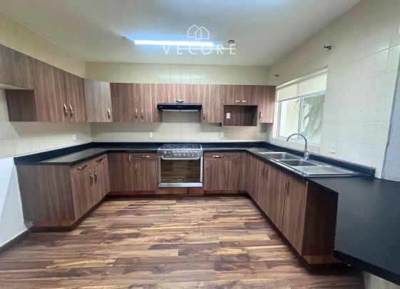 Casa en renta en Jardín Real, Zapopan, Jalisco - Photo 1