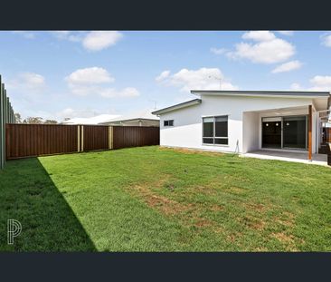 116 Blossom Circuit, Deebing Heights, Qld 4306 - Photo 5