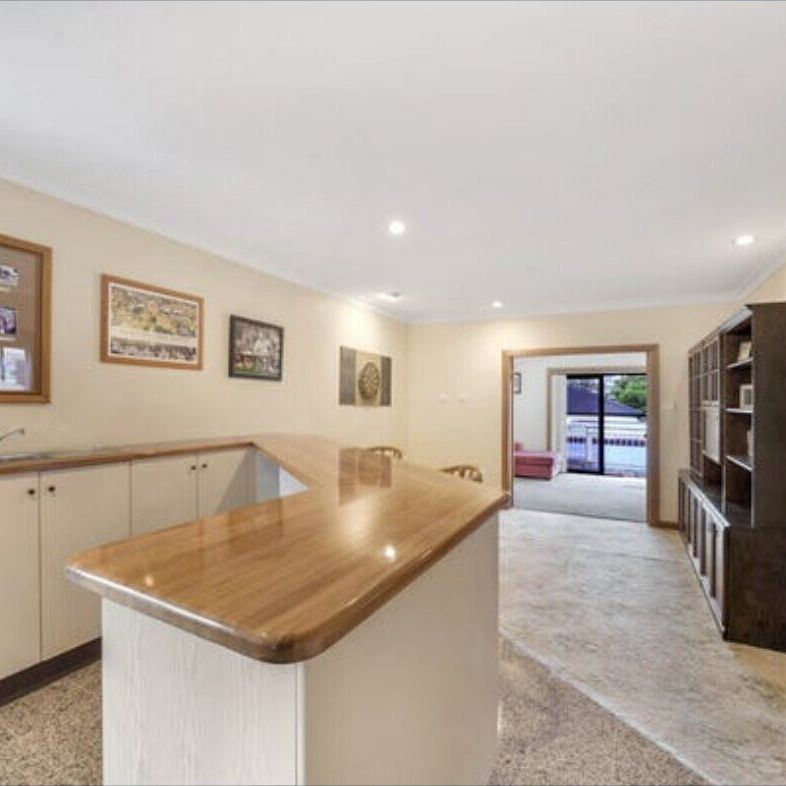 Kingsford - Photo 2