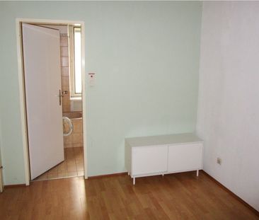 WG-taugliche 3-Zimmer Wohnung in zentraler Lage - Photo 2