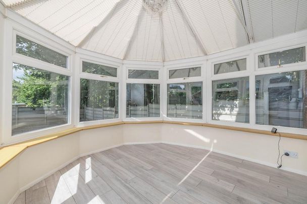 4 bedroom detached house to rent - Photo 1