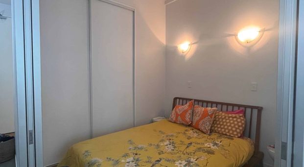 Awesome Location, Iconic Building - Photo 1