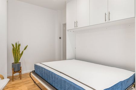 Charlwood Street, London, SW1V - Photo 2