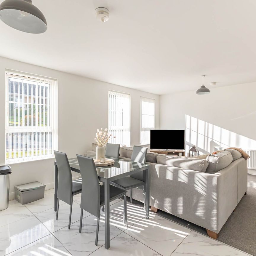 8 Fort Manor, DROMORE, BT25 1GG - Photo 1