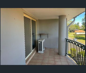 Comfortable Apartment Living in a Convenient Penrith Location - Photo 6