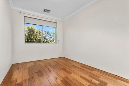 2 Mavica Lane, Coogee. - Photo 4