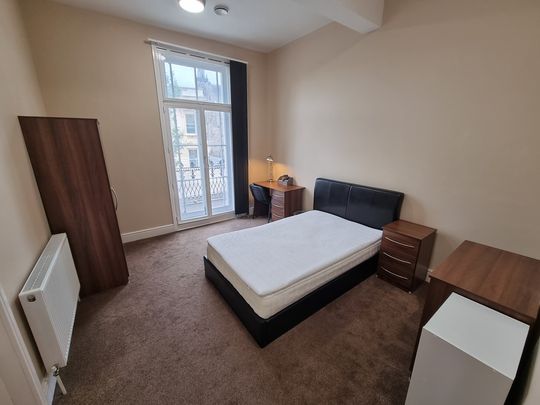 4 Bed Student Accommodation - Photo 1