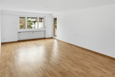 Moderne 4.5-Zimmer-Wohnung mit grossem Balkon nähe Wil - ab sofort frei! - Photo 5