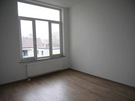 Appartement te huur - Foto 2