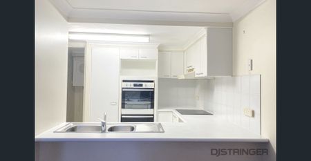 PRIVATE TROPICAL CURRUMBIN SANCTUARY - Photo 3