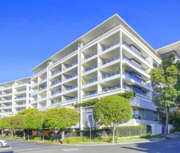 Entertainers Courtyard Apartment....This Is Living !! - Photo 4