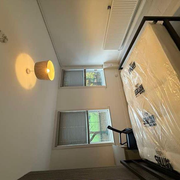 Bedroom Luxury Apartment, Birkin Avenue, NG7 - Photo 1