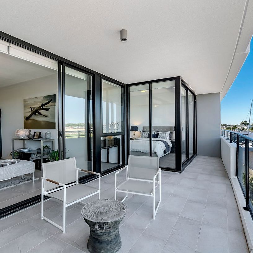 Sensational Hope Island Unit With Water Views - Photo 1