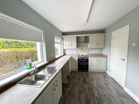 30 Dergmoney Heights, Kevlin Road, Omagh, BT78 1PJ - Photo 4