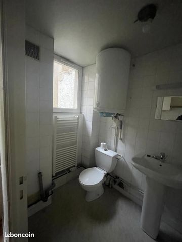 Location Grand Studio - Centre ville - Photo 3