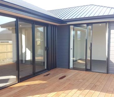 Spacious home in Hanley's Farm - Photo 5