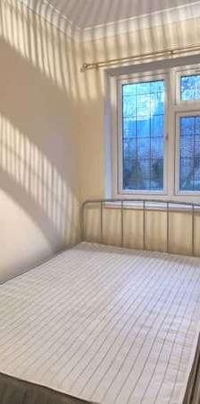 High Street, Cranford, TW5 - Photo 1