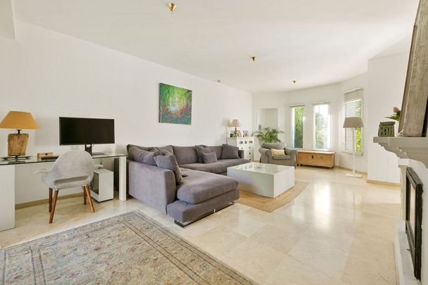 Luxury Semidetached House for rent in Estepona, Spain - Foto 1
