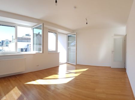 Ihr neues Zuhause: Lichtdurchflutete Wohnung mit Loggia - Photo 2