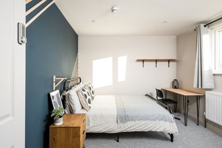 Room in a Shared House, Gloucester Road, BS7 - Photo 5
