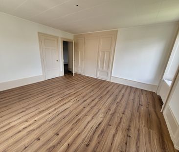 Grand appartement de 4,5 pièces avec ascenseur au centre du village - Photo 3
