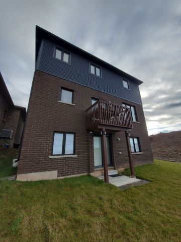 For Lease - 295 Midland Place, Welland, Ontario - Photo 5