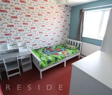 4 bedroom detached house to rent - Photo 5