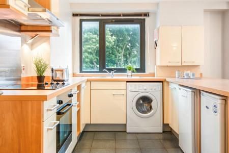 1 bedroom flat to rent - Photo 5