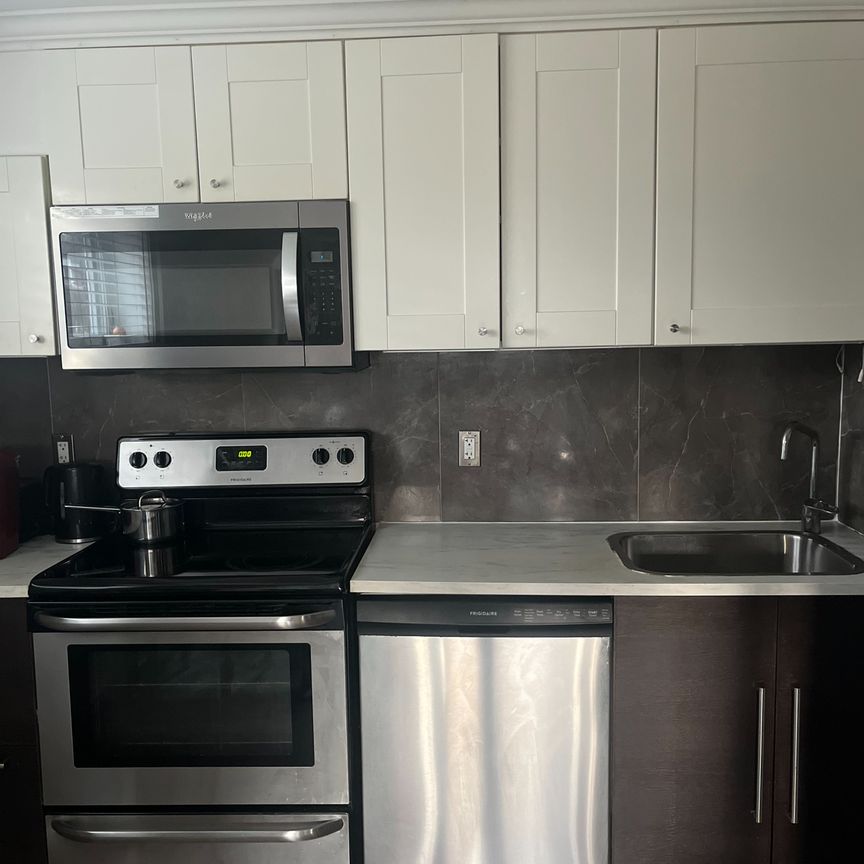 For Lease - 55B Long Branch Avenue Unit# 3, Toronto, Ontario - Photo 1