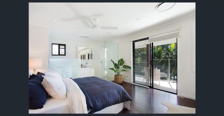 WATERFRONT PROPERTY 5 BEDROOMS 4 BATHROOMS - Photo 5