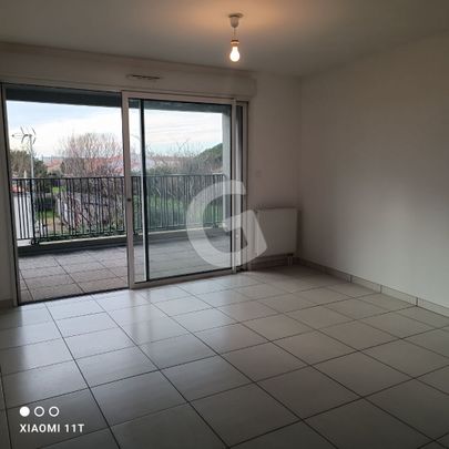 Location Appartement 3 pièces 66m² - Photo 1