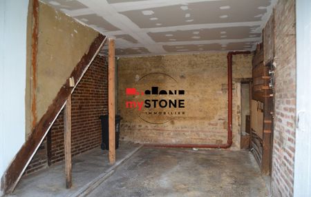 A CHATILLON SUR CHALARONNE – A LOUER Studio de 26m² au 1er étage avec garage de 30m² - Photo 4