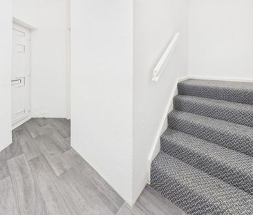 3 bedroom maisonette to rent - Photo 6
