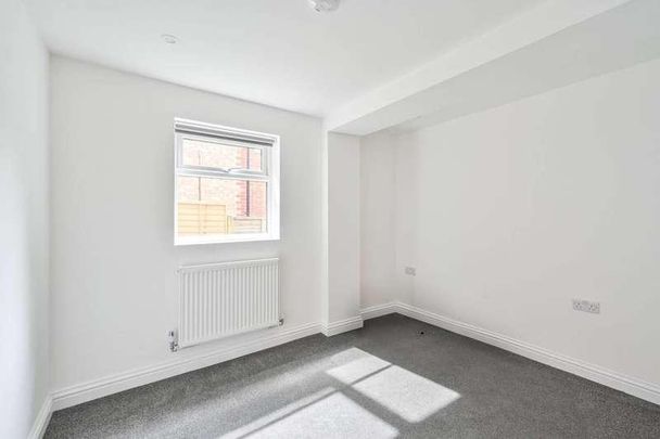 Copers Cope Road, Beckenham, BR3 - Photo 1