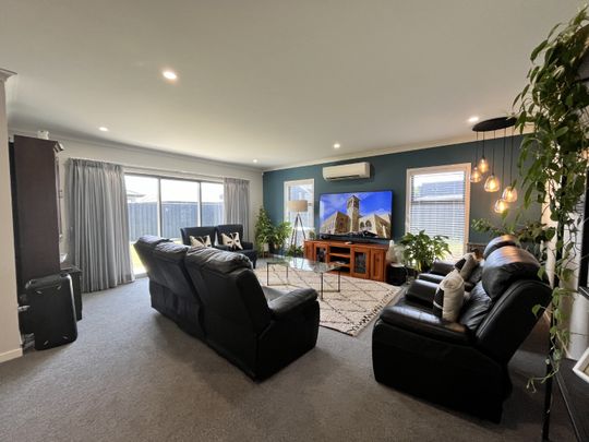 Hikawera Drive, Frimley - Photo 1