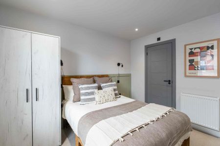 6 bedroom house to rent - Photo 4