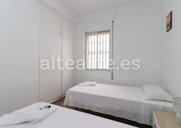 Avenida de la Nucía, Altea, Valencian Community 03590