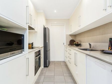 3/1 Huntington Street, Crows Nest NSW 2065 - Townhouse For Rent | Domain - Photo 2
