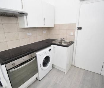 Main Road, Broomfield, Chelmsford, Essex, CM1 - Photo 3