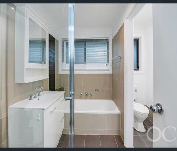 142 Perry Barr Road, Hallett Cove, SA 5158 - Photo 3