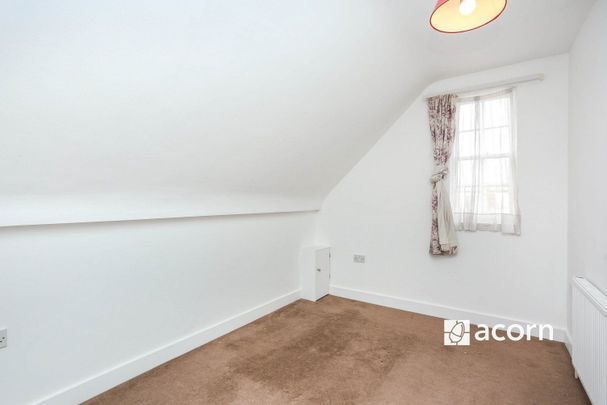 Rushey Green, London, SE6 - Photo 1