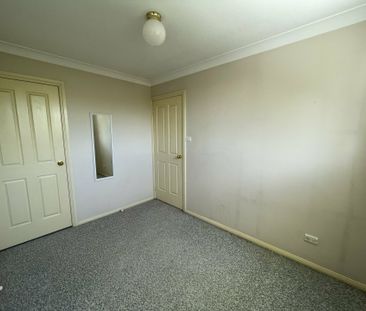 Spacious 3-Bedroom Townhouse in a Great Location - Photo 3
