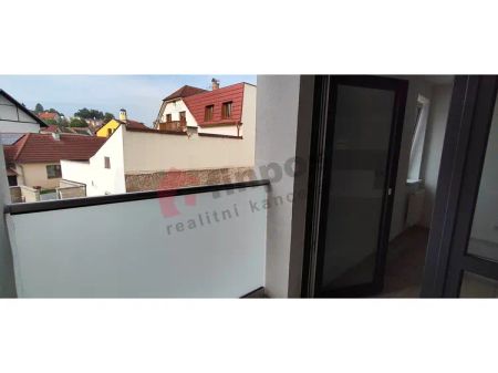 Pronájem bytu 2+kk, 61 m - Фото 2