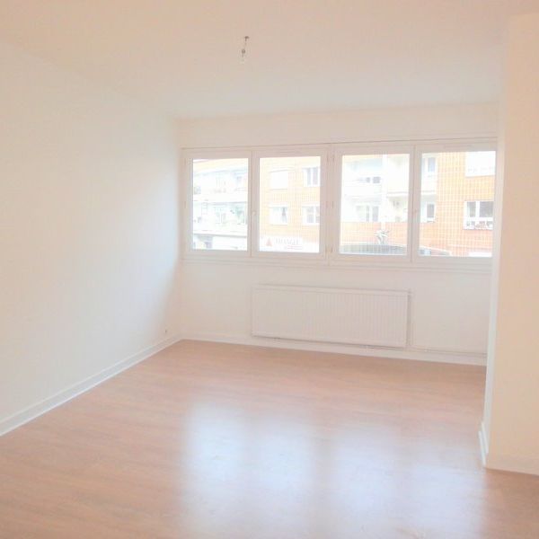 Location Appartement 3 pièces 88m² DUNKERQUE 59140 - Photo 1